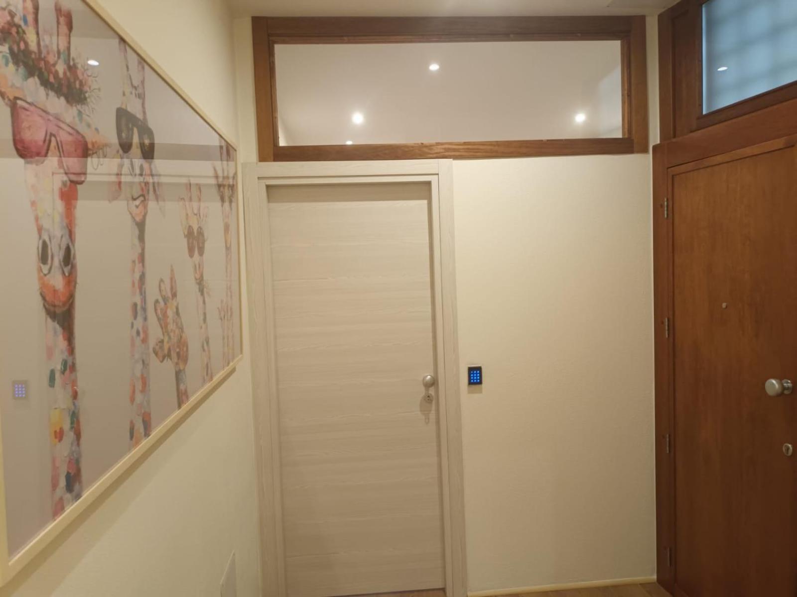 Admiral Appartment กาญารี ภายนอก รูปภาพ